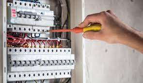What Are The Two Main Types Of Electrical Maintenance?